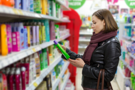 Šampony v přírodě nerostou. Není nic jako přírodní kosmetika. Ilustrační snímek.