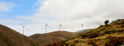 Větrné elektrárny na ostrově El Hierro Foto: underworld / Shutterstock.com