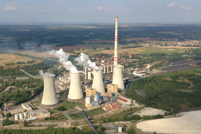 Elektrárna Chvaletice.