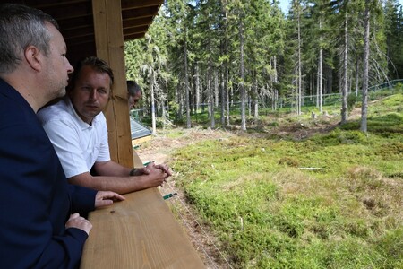 Brabec zopakoval, že schválení senátní verze by mohlo znamenat konec národních parků v Česku.