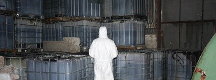 Skládka nebezpečného odpadu Foto: HM Revenue &amp; Customs Flickr