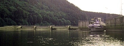 Vodní nádrž Kořensko Foto: Jenda021 Wikimedia Commons