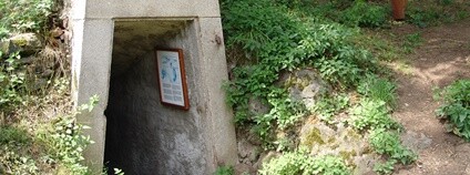 Komorní Hůrka Foto: Walter J. Pilsak Wikimedia Commons