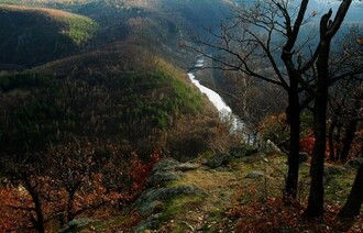 Kaňovité údolí řeky Dyje.