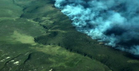 Keňský stát má jen omezené možnosti, jak s požárem těchto rozměrů bojovat.