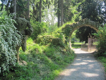 Umělá zřícenina v Podzámecké zahradě