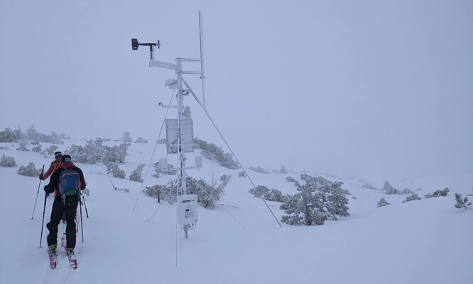 Klimatologická stanice SLP pod Chopokem i přes nepřízeň počasí nalezena. Klimatologická stanice SLP pod Chopokem i přes nepřízeň počasí nalezena.
