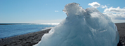 Tající ledovce na Islandu. Foto: Aterreno / Flickr