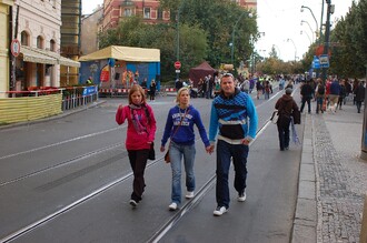 Počet chodců by se prý mohl zvýšit minimálně dvojnásobně, cyklistů by se zde objevovalo dokonce až třikrát více. Smetanovo nábřeží během Dne bez aut