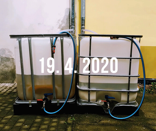 Zachycená dešťovka v IBC kontejnerech.