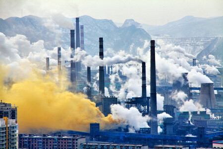 Evropská komise začala vyšetřovat, zda čínští výrobci některých druhů nerezové oceli neprodávají své produkty na evropském trhu za nepřiměřeně nízké ceny. Vyšetřování je dalším krokem Bruselu v boji proti dovozu levné oceli z Číny.