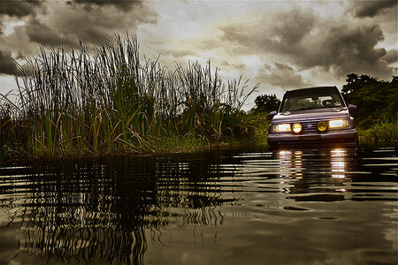 Spolupořadateli jsou tradičně ochránci přírody, kteří o území pečují. Auta narušují půdu, a brání tak jejímu zarůstání, což prospívá nejrůznějším živočichům a rostlinám. Ilustrační snímek