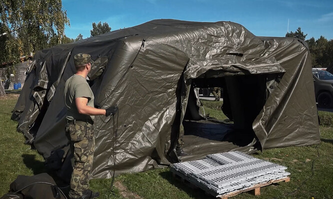 Dokument má podle úřadu tři hlavní cíle: zajistit připravenost na dopady změny klimatu, bojeschopnost v novém operačním prostředí a snižovat negativní vliv své činnosti ozbrojených sil na životní prostředí. Ilustrační foto