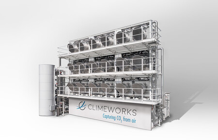 Startupu Climeworks se podařilo na Islandu uvést do chodu pilotní verzi technologie takzvaného přímého zachycování vzduchu (direct air capture). Tyto systémy, byť zatím jen ve velmi malém měřítku, dokážou z ovzduší navázat molekuly oxidu uhličitého a neutralizovat je.