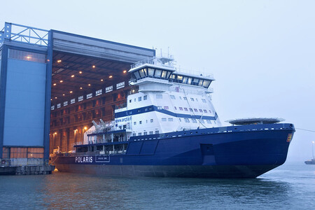 Motory vedle plynu může pohánět i nafta se sníženým obsahem síry, což v kombinaci s LNG výrazně snižuje emise oxidu uhličitého a dalších škodlivin