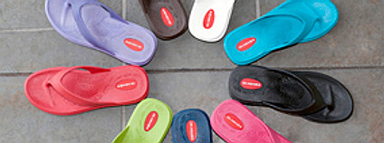 Recyklovatelná obuv Okabashi. Foto: Okabashi