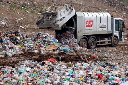 Skládka v Ďáblicích, kterou provozuje firma A.S.A, funguje 25 let. Ročně se na ní ukládají desítky tisíc tun odpadu