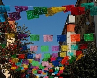 Pro zájemce o organizování podobných akcí spustil Auto*mat v těchto dnech nové stránky Zažít město normálně. Web má provést organizátory všemi administrativními kroky a nástrahami