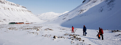Výlet do okolí špicberského města Longyearbyen Foto: Tyler Olson Shutterstock