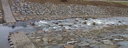 Balvanitý skluz zajistí migrační prostupnost řeky Dřevnice Foto: Povodí Moravy