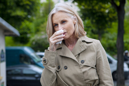 "Čtyřicet procent území ČR, pět a půl tisíce předčasných úmrtí - to jsou velmi vysoká čísla. Nevidím žádné opatření, které by vláda přijala, aby situaci zlepšila," komentoval dokument předseda Strany zelených Matěj Stropnický