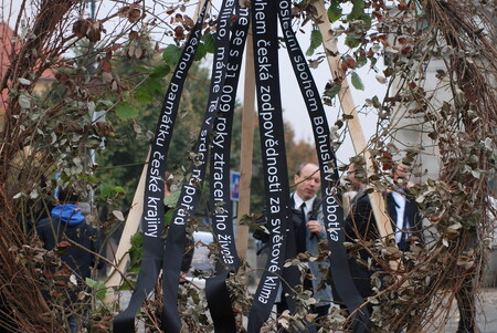 Zástupci ekologických organizací by si přáli, aby vláda převedla uhlí do nebilančních zásob a udělala vše proto, aby se energetika zbavila fosilních paliv