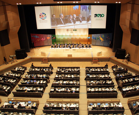 Zahájení mezinárodní konference o biologické rozmanitosti 18. října 2010 v japonské Nagoji