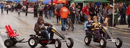 Fotoreportáž z pražského pouliční akce Zažít město jinak a pražské cyklojízdy
