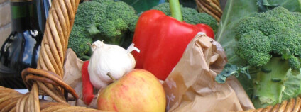 Farmářská tržiště v Praze jsou zavřena, podle slov organizátora Jiřího Sedláčka „to bez ovoce a zeleniny není úplně ono“. Foto: Jaydot / Flickr Farmářská tržiště v Praze jsou zavřena, podle slov organizátora Jiřího Sedláčka „to bez ovoce a zeleniny není úplně ono“. Foto: Jaydot / Flickr