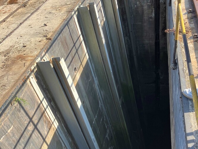 Opravy rychlouzávěru soustrojí TG2. Opravy rychlouzávěru soustrojí TG2.