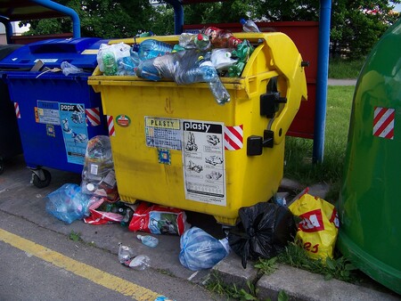 Rozhodné čínské ne zahraničním odpadům ale ukázalo ještě na jeden vadný mechanismus odpadových hospodářství. Recyklaci. Ilustrační snímek.