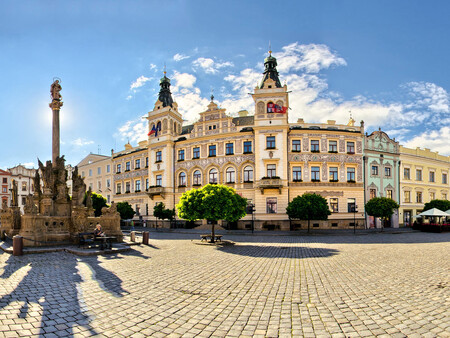 Koncept Chytrých měst již není pouze doménou světových metropolí, ale dostává se také do popředí zájmu řady měst a obcí v České republice.