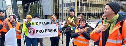 Protestní blokáda za třicítku pro Prahu (12. 3. 2023) Foto: posledni-generace.cz