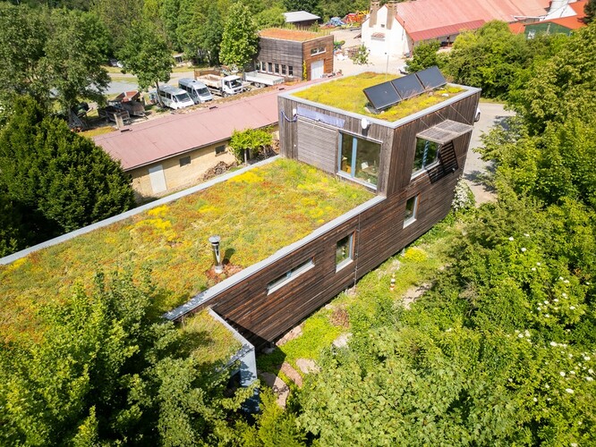 Sídlo firmy Zahradní Architektura Kurz Sídlo firmy Zahradní Architektura Kurz