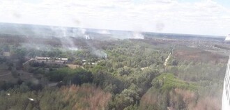 Likvidace lesních požárů v zakázané zóně okolo Černobylské jaderné elektrárny (zdroj Ukrajinská státní služba pro mimořádné události dsns.gov.ua).