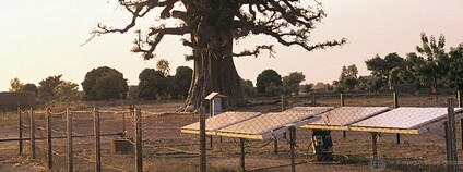 Solární panely v Africe Foto: World Bank Photo Collection Flickr