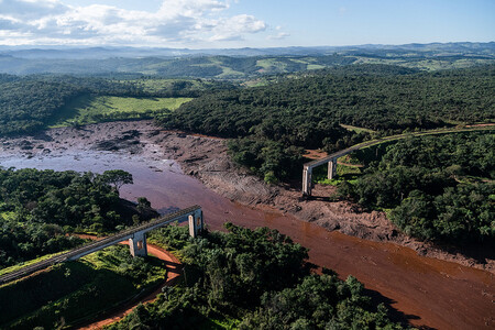 Důlní společnosti v Brazílii používají nyní 84 nádrží tohoto typu, z toho u 43 hrozí nebezpečí protržení.