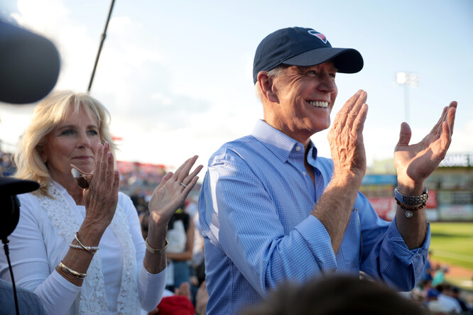 Nový americký prezident Joe Biden a jeho žena Jill (snímek pochází z roku 2019).