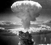 Svržení atomové bomby na Nagasaki