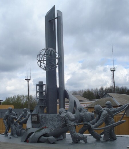 Památník černobylským hasičům (zdroj Vladimír Wagner).