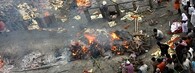Varanasi pálení lidských těl