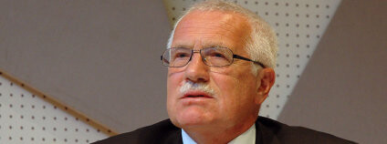 HN: Podle Klause je snaha vlády řešit solární průšvih je zoufalá Foto: Derhuti / Wikimedia Commons HN: Podle Klause je snaha vlády řešit solární průšvih je zoufalá Foto: Derhuti / Wikimedia Commons