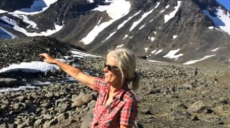 Jižní vrchol hory Kebnekaise již podle vědců není nejvyšším bodem Švédska. V posledních týdnech v důsledku rekordně vysokých teplot panujících v arktických oblastech roztála silná vrstva ledovce.