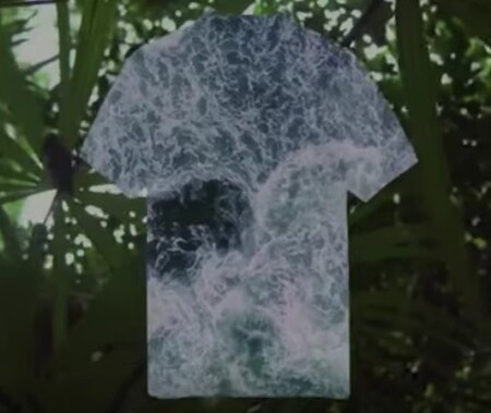 Nová trička značky Polo Ralph Lauren se vyrábějí pouze z recyklovaných plastových lahví a barví se bez použití vody. / Ilustrační foto