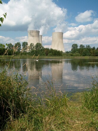 Dostavbu Jaderné elektrárny Temelín považuji za důležitou. Je to nejlevnější a nejekologičtější zdroj elektřiny. (Irena Steinhauserová, Svobodní)