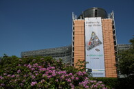 Sídlo Evropské komise s reklamou na konferenci Green Week 2010