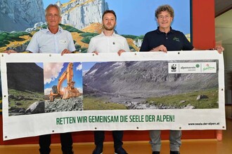 Rakouský alpský spolek požaduje ukončení ničení ledovce.