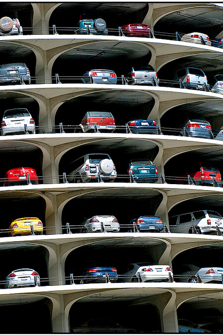 „Každé město má tolik aut, kolik si jich pozve,“ tvrdí Jan Gehl.