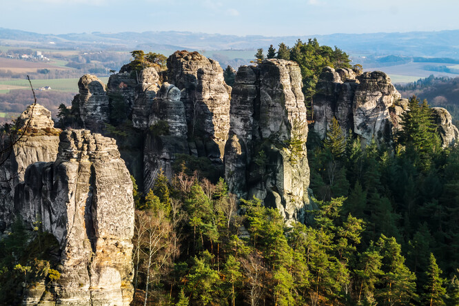 Geopark Český ráj je jediným z devíti geoparků v Česku, který patří pro své výjimečné geologické, přírodní, historické a kulturní hodnoty na prestižní seznam světového dědictví.