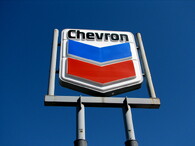 Cedule s logem Chevron